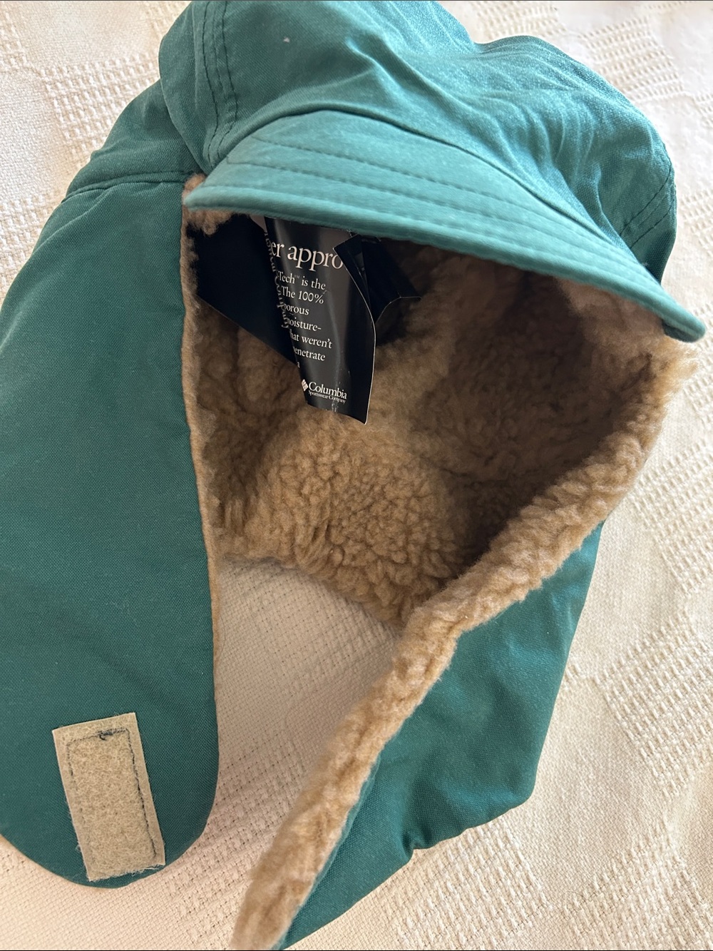 Columbia vintage Teal Winter Trapper Hat Tan Sherpa Lining  large/extra large